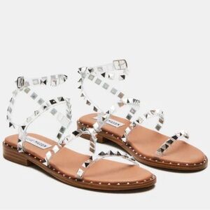 New Steve Madden Travel Clear Sandals Flats Studded Silver